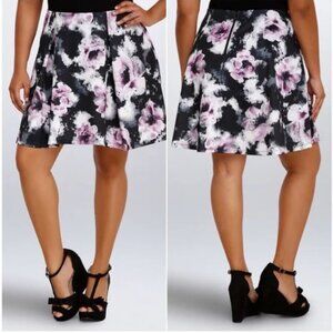 Torrid Floral Skater Swing Skirt Women Plus Size 3 Purple Black Watercolor Print